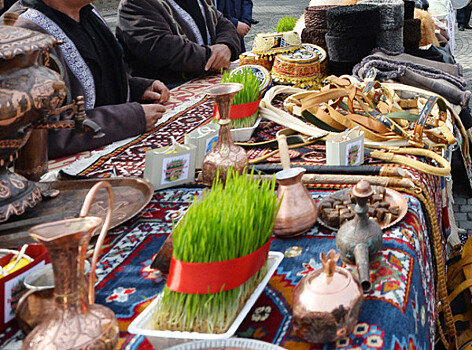 Лепешки, костры и веселье: Навруз широко отметили в Старом городе Баку
