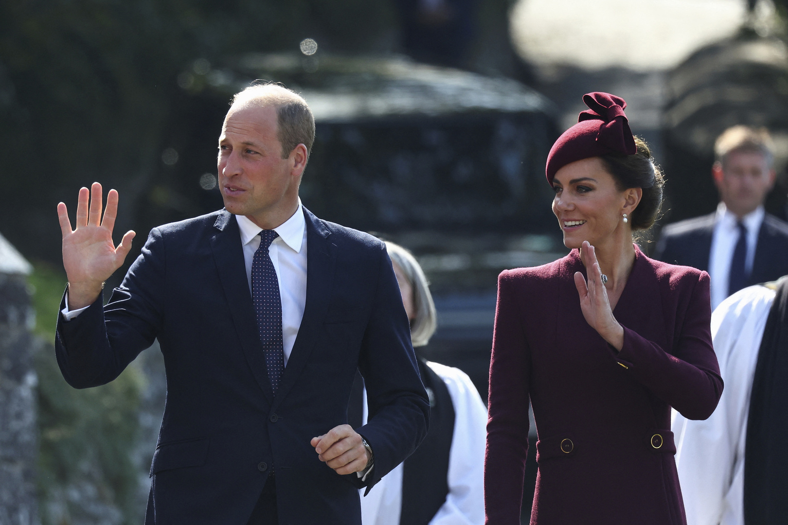 Улыбался и радовался: принц Уильям появился в хорошем настроении на публике после новостей о раке жены