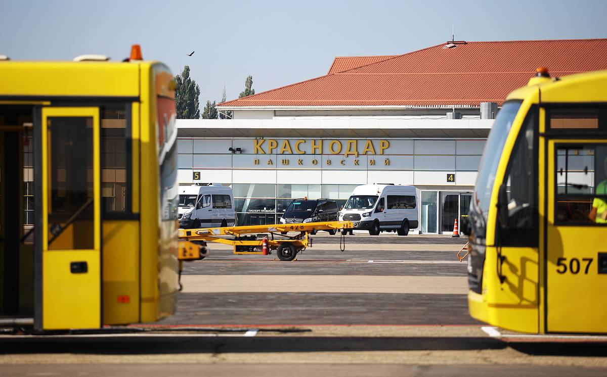 Аэропорт на юге России прекратил работу