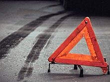 В Чите внедорожник протаранил автобусную остановку