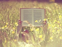 10 книжных новинок лета‑2017, чтобы в отпуске открыть мир заново