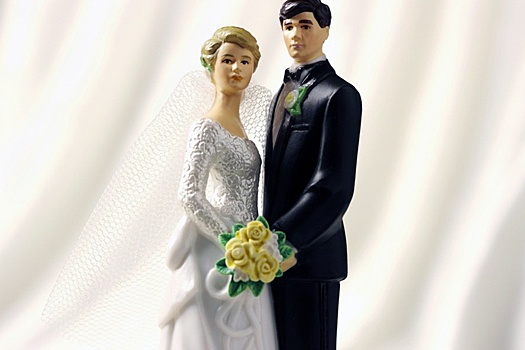 Правительство предложило новые нормы против фиктивных браков иностранцев