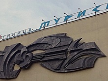 С гостиницы «Турист» в Иванове демонтировали чеканное панно