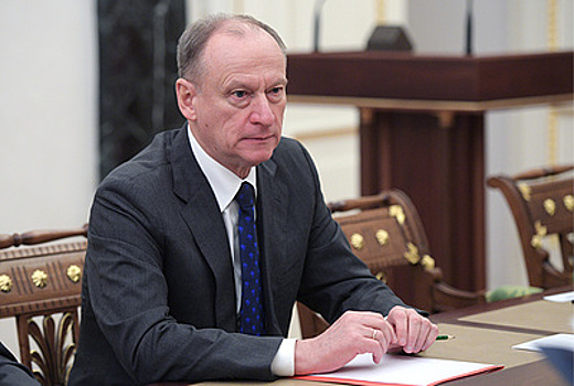 Патрушев: опыт судостроителей внедряют и на других предприятиях в России