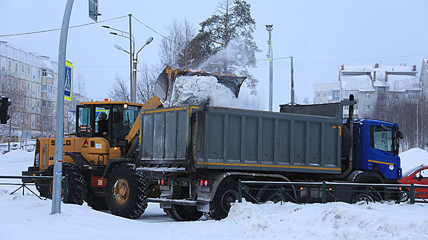 Дорожники Ноябрьска зарегистрировались в соцсетях, чтобы отчитываться об уборке снега