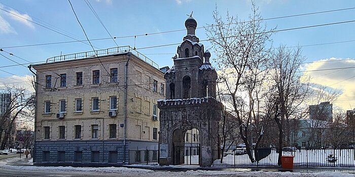 Колокольню храма Святой Великомученицы Екатерины и комплекс Симонова мужского монастыря отреставрируют