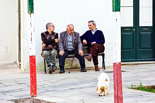 В Италии снизили пенсионный возраст