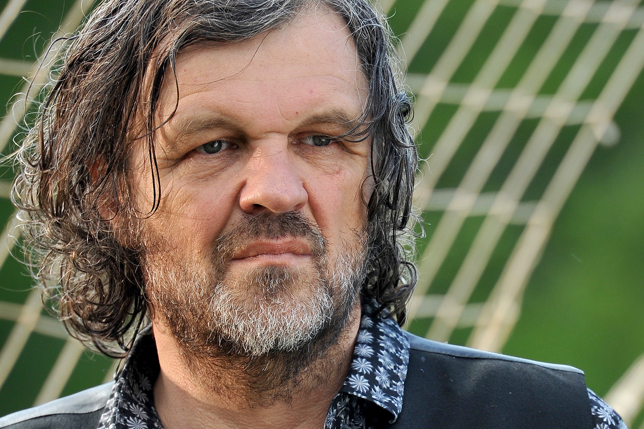 Эмир кустурица режиссер. Эмир кустурица фото. Эмир кустурица режиссер. Сербский режиссер эмир кустурица. Эмир кустурица 2022.