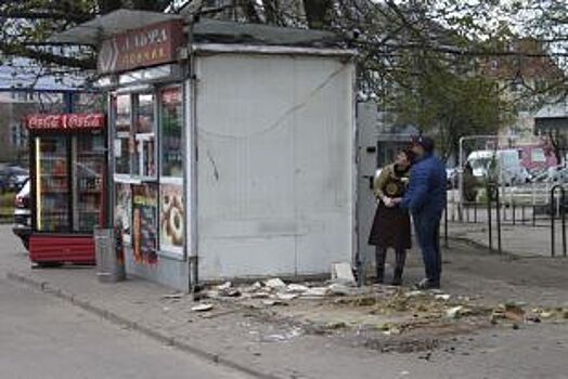 С Ленпроспекта по просьбе местных жителей убрали торговые ларьки