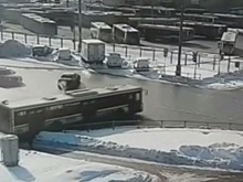 Полиция въехала в автобус в Москве