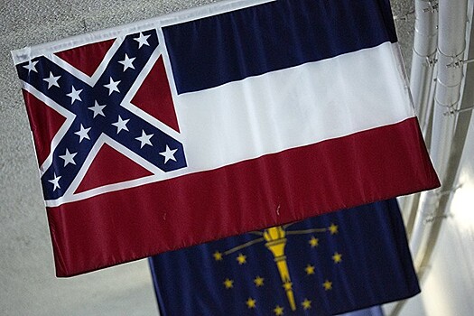 Протесты в США привели к смене флага штата Миссисипи