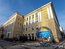Школа в центре Волгограда: от немцев у входа до Гагарина на углу