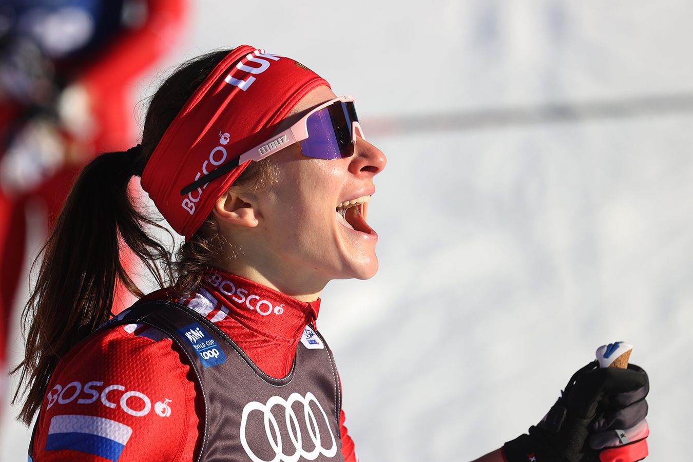 Наталья Непряева выиграла гонку на 50 км свободным стилем на чемпионате России в Апатитах
