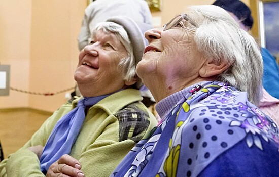 В России хотят учредить День бабушки