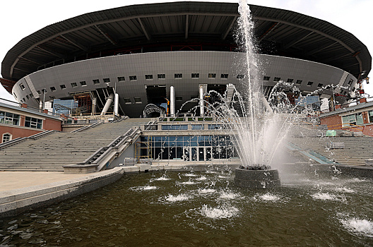 Расходы на стадион в Петербурге превысили 39 млрд рублей