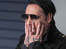 В Петербурге суд запретил видео со сжигающим Библию Мэрилином Мэнсоном