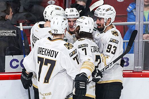 Победная шайба форварда «Адмирала» Корбита «Салавату» стала первой для него в КХЛ