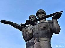 На Украине снесли «Мать-Родину»