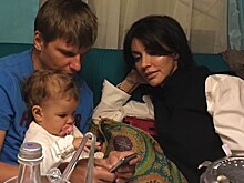 Алиса Аршавина показала редкие семейные снимки с мужем и маленькой дочкой