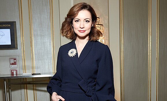 Татьяна Геворкян, Дарья Михалкова и Оксана Федорова на показе Natalia Gart