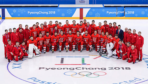 Хоккеисты провели первую тренировку в Пхенчхане