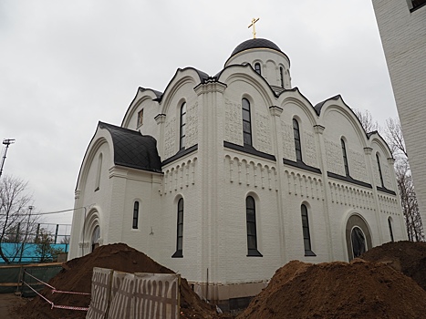 Храм в честь Димитрия Солунского в Хорошево-Мневниках достроят до конца года