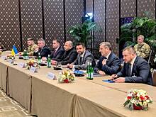 Сжатые губы в Женеве: эксперт расшифровала эмоции украинской делегации