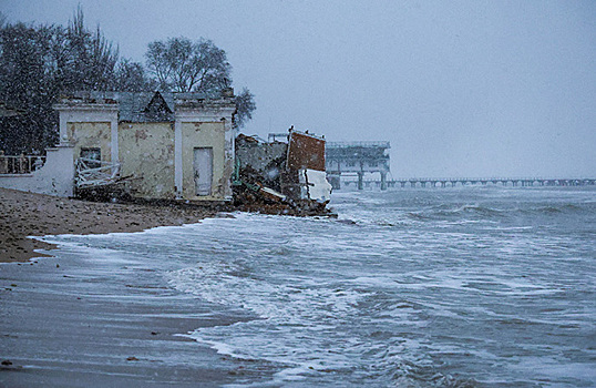 Владельцы устричных ферм на Черноморском побережье подсчитывают урон от шторма