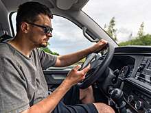 Двойной выжим и перегазовка — актуальны ли эти действия на современных авто?