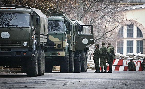 Военные грузовики выдвинулись в центр Минска