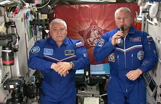 «Бессмертный полк» вышел за пределы Земли: российские космонавты присоединились к акции на МКС