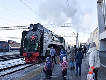 Поезд Деда Мороза отправился в путешествие по России: что в программе этого года