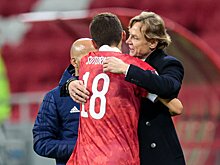 Сутормин: песня "Валера"? Если всем нравится, думаю, поводов ее петь будет больше