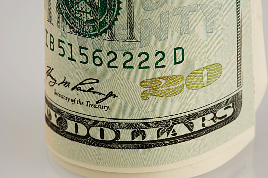 Конгресс США рассмотрит закон, который реанимирует доллар
