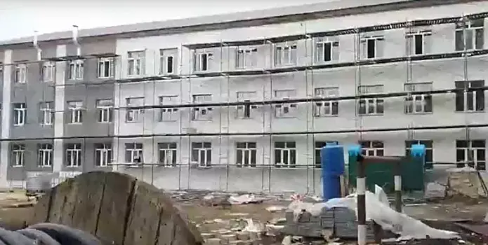 На финишной прямой: самарские строители продолжают восстановление школ в Снежном