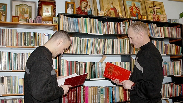 В Вологде проходит сбор книг для лиц, находящихся в местах лишения свободы