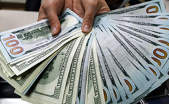 Эксперт объяснил, почему миллиардеры богатеют во время кризиса