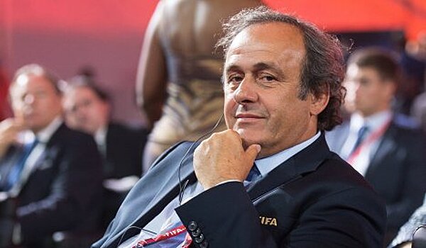 Платини сможет совмещать посты президента ФИФА и УЕФА