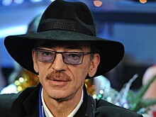 Без легендарной шляпы: Боярская запечатлела отца-именинника в компании внука