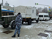 Росгвардейцу в ходе акции протеста в Москве распылили в лицо газ из балончика