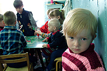 Россиянам с ВИЧ, которые находятся под наблюдением врачей, разрешат усыновлять детей