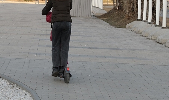 В Волгограде 71% человек поддержали штрафы пьяным на электросамокатах