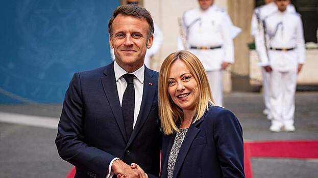 «Саммит дружбы» Макрона и Мелони отложен после скандала