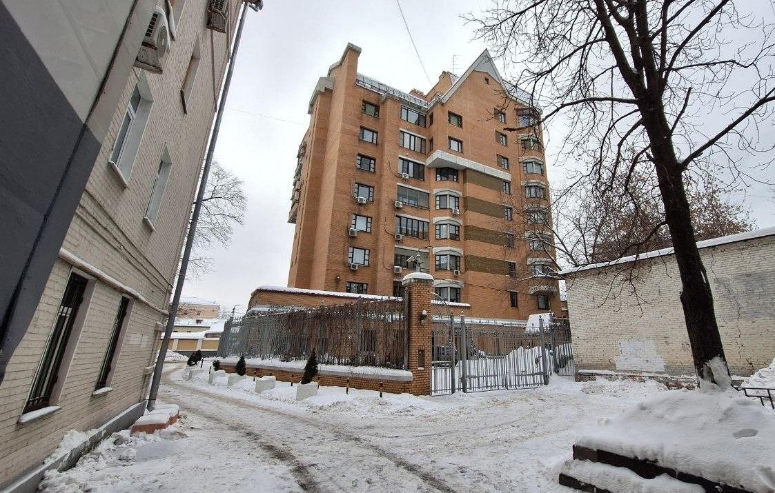 Сторона Лурье готова привлечь приставов для принудительного выселения Долиной