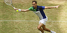 Медведев уступил Баутиста-Агуту в четвертьфинале теннисного турнира на Мальорке