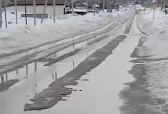 Русскую деревню затопило талой водой