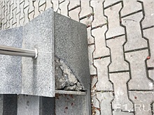 «Сидела, вооружившись вилкой»: на Уралмаше вандалы взяли в осаду салон красоты с директором внутри