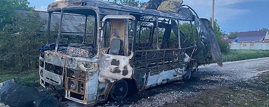 В Самаре успели спасти 24 школьника из горящего экскурсионного автобуса