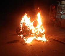«Теперь платить кредит за то, чего нет: В Дзержинском районе сгорел мотоцикл «Honda»