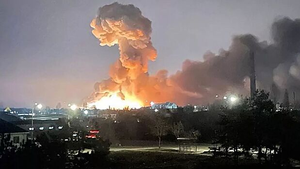 СМИ сообщили о взрывах в Запорожье